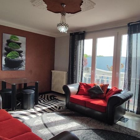 Agreable Appartement Familial Avec Jardin 布鲁瓦 外观 照片