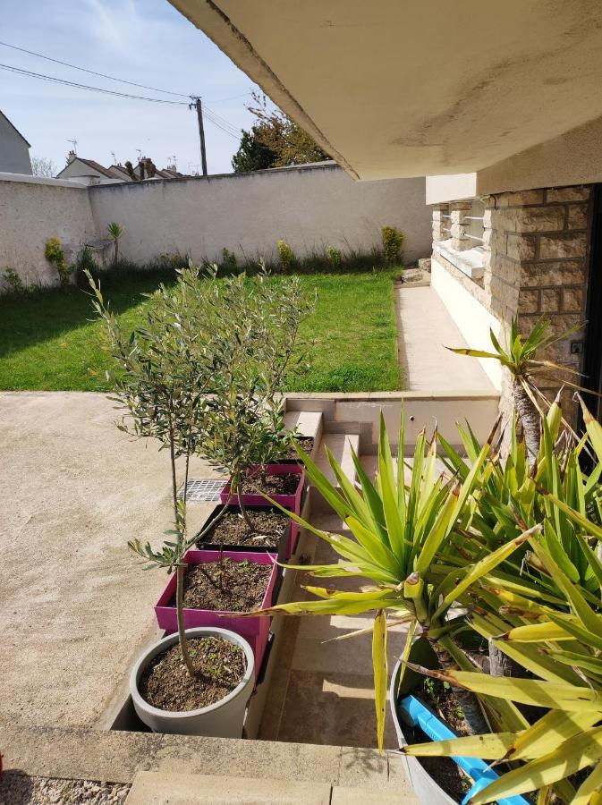 Agreable Appartement Familial Avec Jardin 布鲁瓦 外观 照片