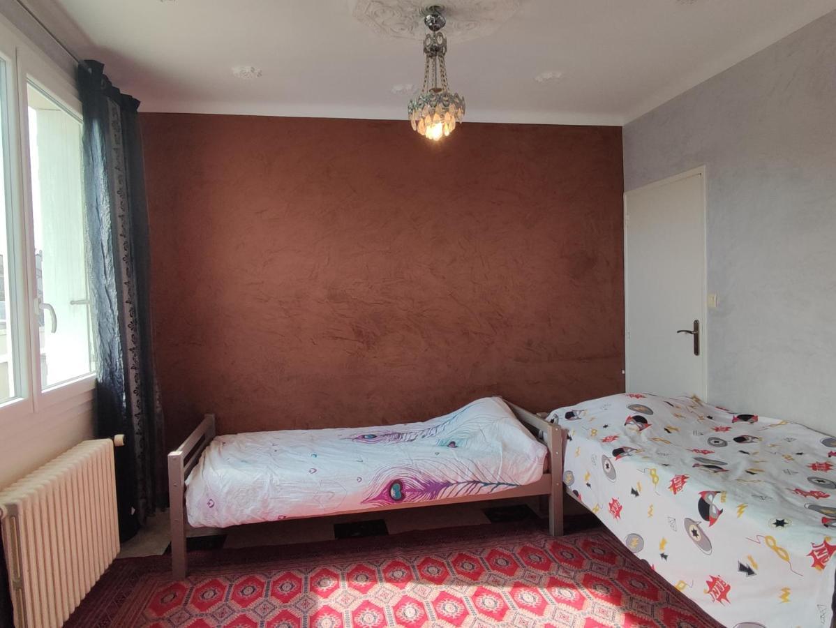 Agreable Appartement Familial Avec Jardin 布鲁瓦 外观 照片